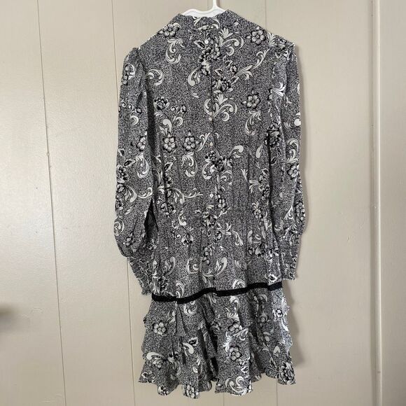 Forever 21 Black White Floral Ruffle Mini Dress • Long Sleeve • Smocked Waist • - Picture 2 of 7
